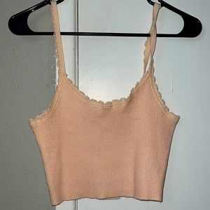 Light pink crop tank top ✨